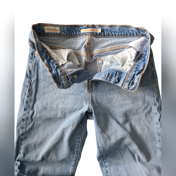 LEVI'S PREMIUM | WEDGIE STRAIGHT RAW HEM JEANS | SIZE 25 - Picture 9 of 14